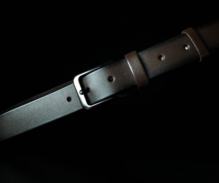 Чоловічий шкіряний ремінь Kremen коричневий з чорними краями 3,5 см (класична пряжка)