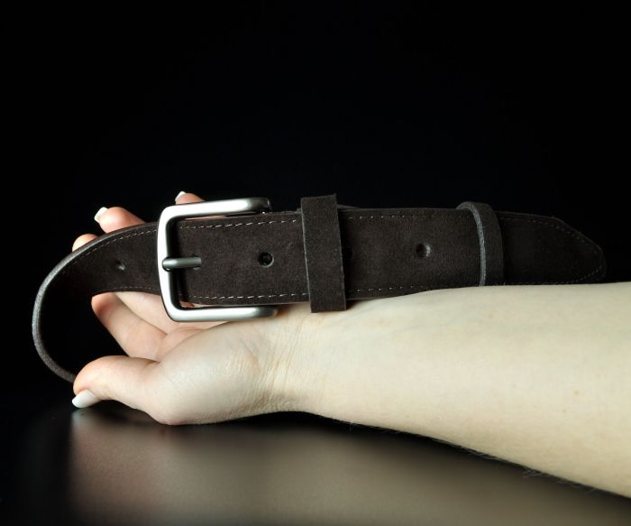 Чоловічий замшевий ремінь Kremen темно-коричневий 3,5 см (класична пряжка)