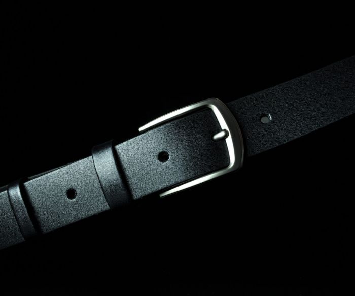 Чоловічий шкіряний ремінь Kremen чорний гладкий 3,5 см — 121 см (класична пряжка)