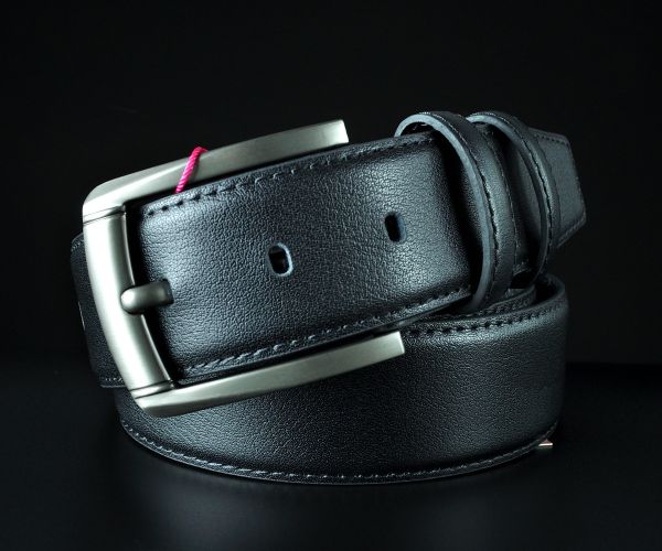 Чоловічий чорний ремінь De Esse з надійною прошивкою, класична пряжка (3,8 см)
