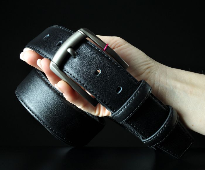 Чоловічий чорний ремінь De Esse з надійною прошивкою, класична пряжка (3,8 см)