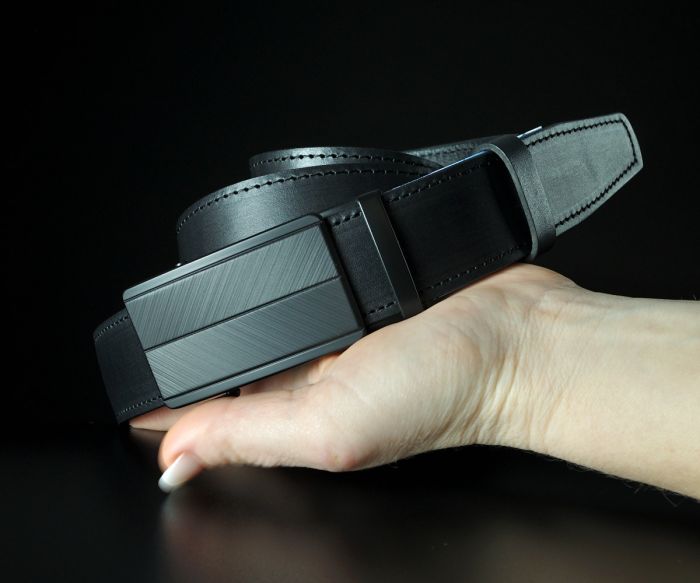 Шкіряний пасок SFIP чорний, пряжка автомат з рифленим візерунком (3,5 см)