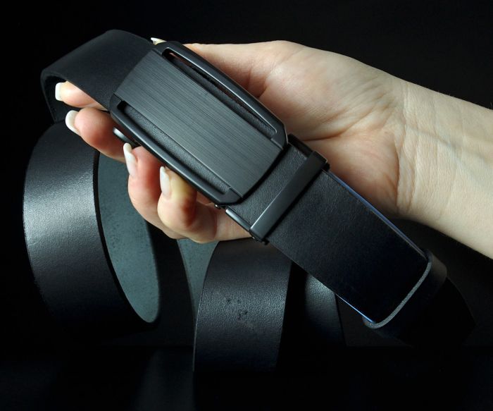 Чоловічий шкіряний ремінь SFIP автомат з гладкої шкіри без прошивки, чорний (135 см)