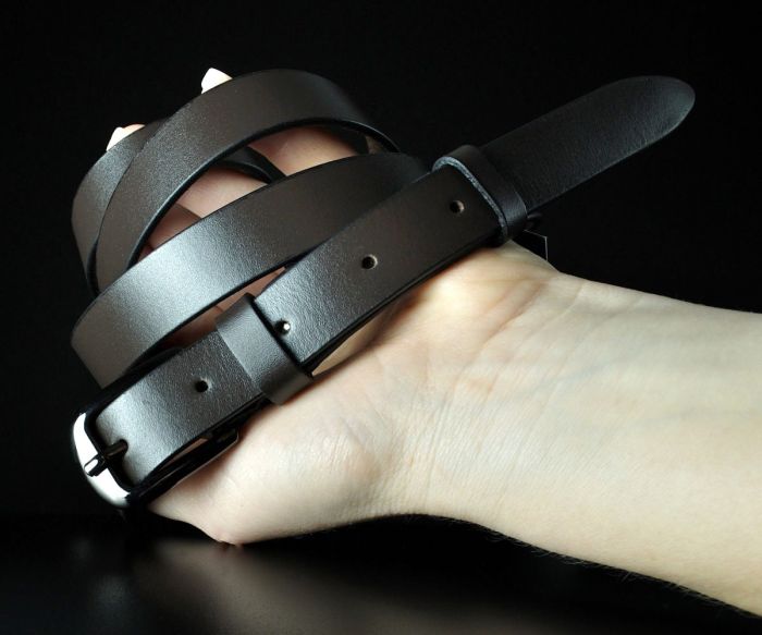 Класичний жіночий пасок Sfip гладкий, коричневий (2 см)