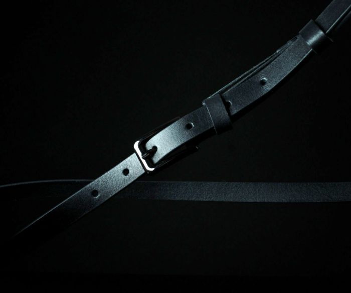 Класичний вузький шкіряний ремінь Sfip, чорний гладкий (1,5 см)