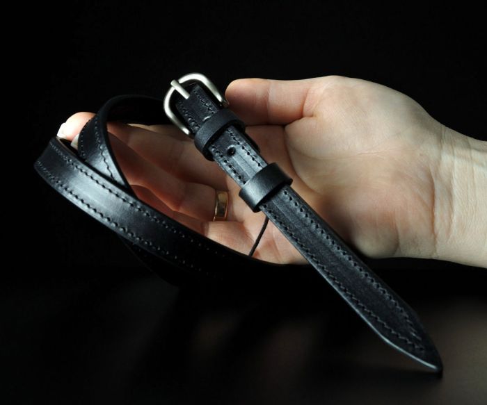 Жіночий шкіряний пасок Sfip чорний, гладкий з прошивкою (1,5 см)