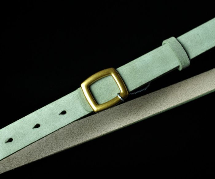 Жіночий замшевий ремінь Kremen оливковий, пряжка-гвоздик (2,5 см)