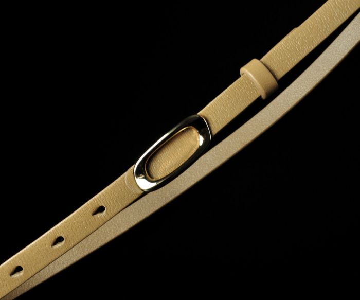 Жіночий шкіряний ремінь Kremen карамельний, витончена пряжка-гвоздик (1,5 см)