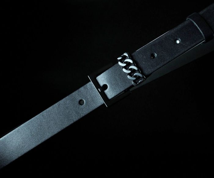 Жіночий шкіряний ремінь Kremen чорний, гладкий (3 см)