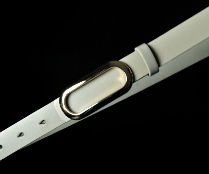 Жіночий шкіряний ремінь Kremen бежевий, гладкий (2,5 см)