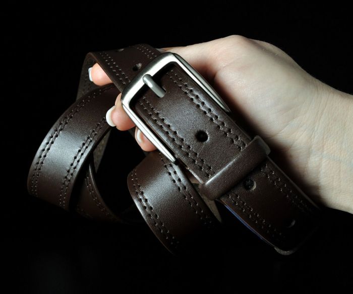 Жіночий шкіряний ремінь Kremen темно-коричневий, з подвійною прошивкою (3 см)